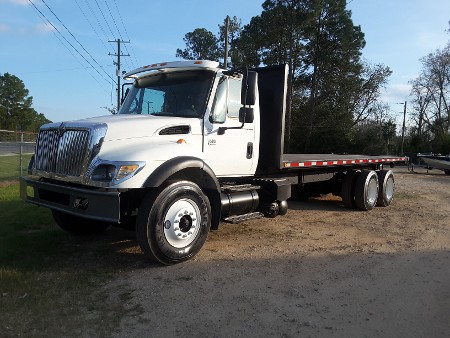 2005 INTERNATIONAL 7500 with or without MOFIT 