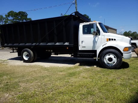 2002 STERLING WITH 18FT DUMP 2002 STERLING WITH 18FT DUMP