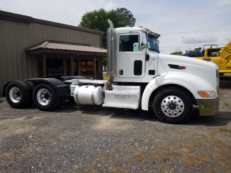 2013 Peterbilt 2013 Peterbilt